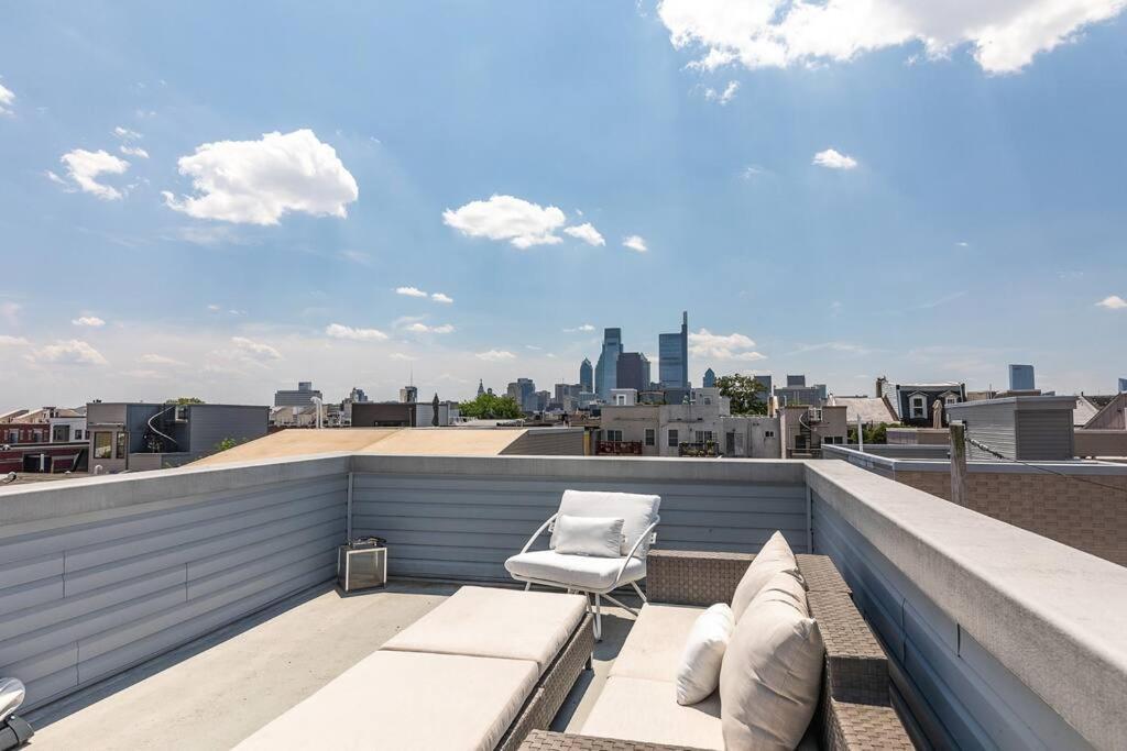 Trendy Fairmount Gem-5 Star Location, Roof Deck, Parking, Gr8 For Families Apartment ฟิลาเดลเฟีย ภายนอก รูปภาพ