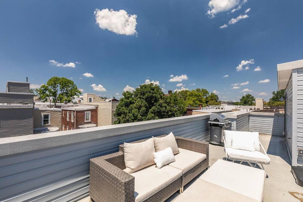 Trendy Fairmount Gem-5 Star Location, Roof Deck, Parking, Gr8 For Families Apartment ฟิลาเดลเฟีย ภายนอก รูปภาพ